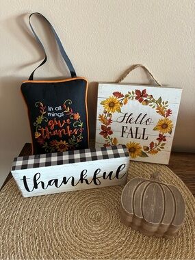 FALL 🍂 Decor Bundle of 4